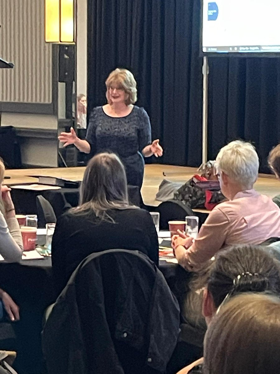 NASUWT_Scotland's tweet photo. Polly Beck from @NYCOScotland giving her talk on voice care so our probationer members can look after their voices in the classroom.
#JoinUsAndJoinIn #NASUWT #Union #teaching #betterdealforteachers #probationerteachers https://t.co/w7maJeTREV