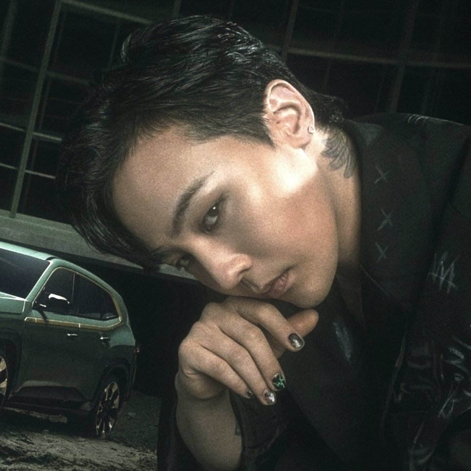 daragcn's tweet photo. FACE

— #GDRAGON @IBGDRGN https://t.co/FHh5Tkz5UC