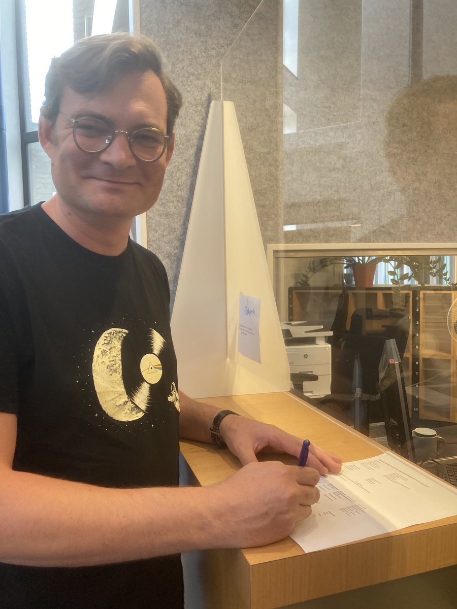 Constantijn JodH tweet media