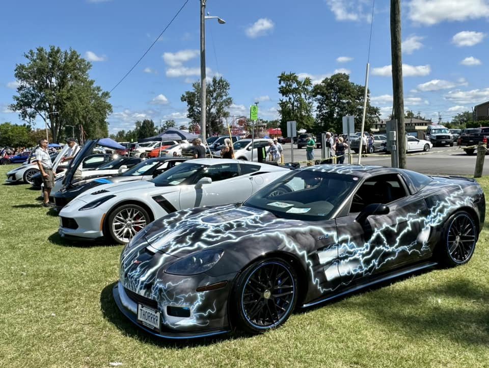 EocClub's tweet photo. From a recent car show at Sylvan Beach NY. A fabulous day at #Vettes at the Beach in Sylvan Beach NY with close to 500 #Corvettes in attendance! A big shout out to James Ennis and https://t.co/Y10UTsBagN for another incredible event! https://t.co/pPf7ApqgYp