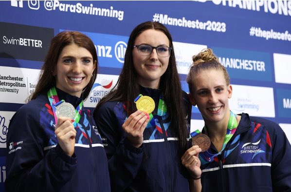 A 🇬🇧 1️⃣2️⃣3️⃣ + 🥇🥇🥇 on first night of @Para_swimming #worlds 👏👏👏👏 Jessica-Jane Applegate, @BethanyFirth2 and Louise Fiddes swept the podium in S14 200m Freestyle 💥 Stephen Clegg Ellie Challis & Suzanna Hext also all touched first to take gold! #Manchester2023