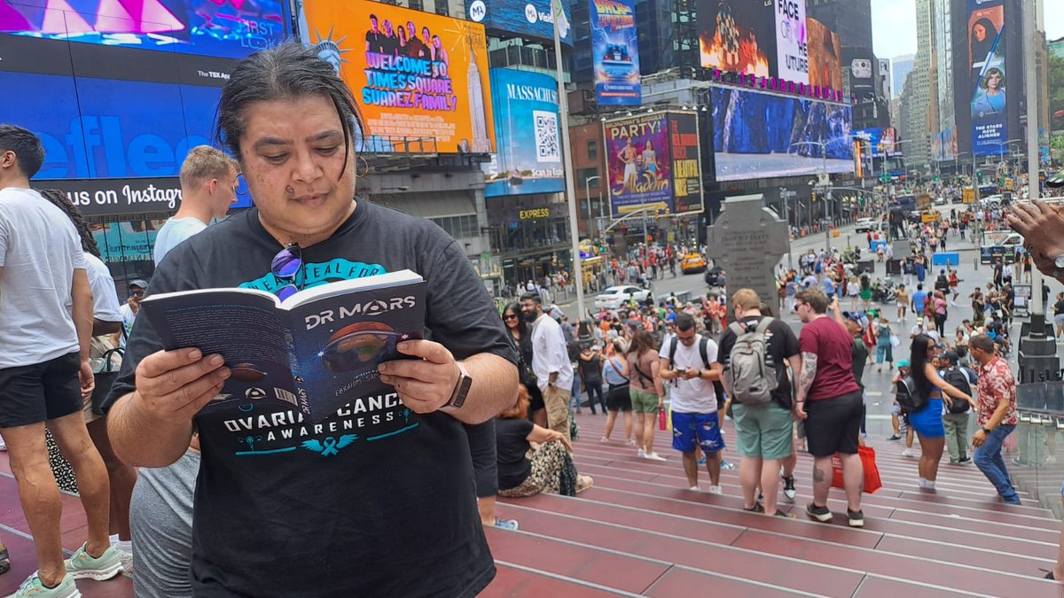 author_eb's tweet photo. It's Martian time. Dr Mars is at Times Square, New York

Thank you ladies 😎

get yours here >> https://t.co/V5v97x3WGS

#DrMars #Action #SciFi #Romance #Shark attack #AI #Robots #Ninja #corporation #kakistocracy #Whistleblower
#love #Teleportation https://t.co/TNVlNSWT8p