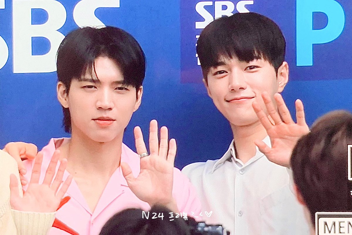 _currentW's tweet photo. 230801 컬투쇼

#남우현 #이성열 #김명수 #인피니트
#NamWooHyun #LeeSungYeol #KimMyungSoo #L #INFINITE https://t.co/14iJ141mWX