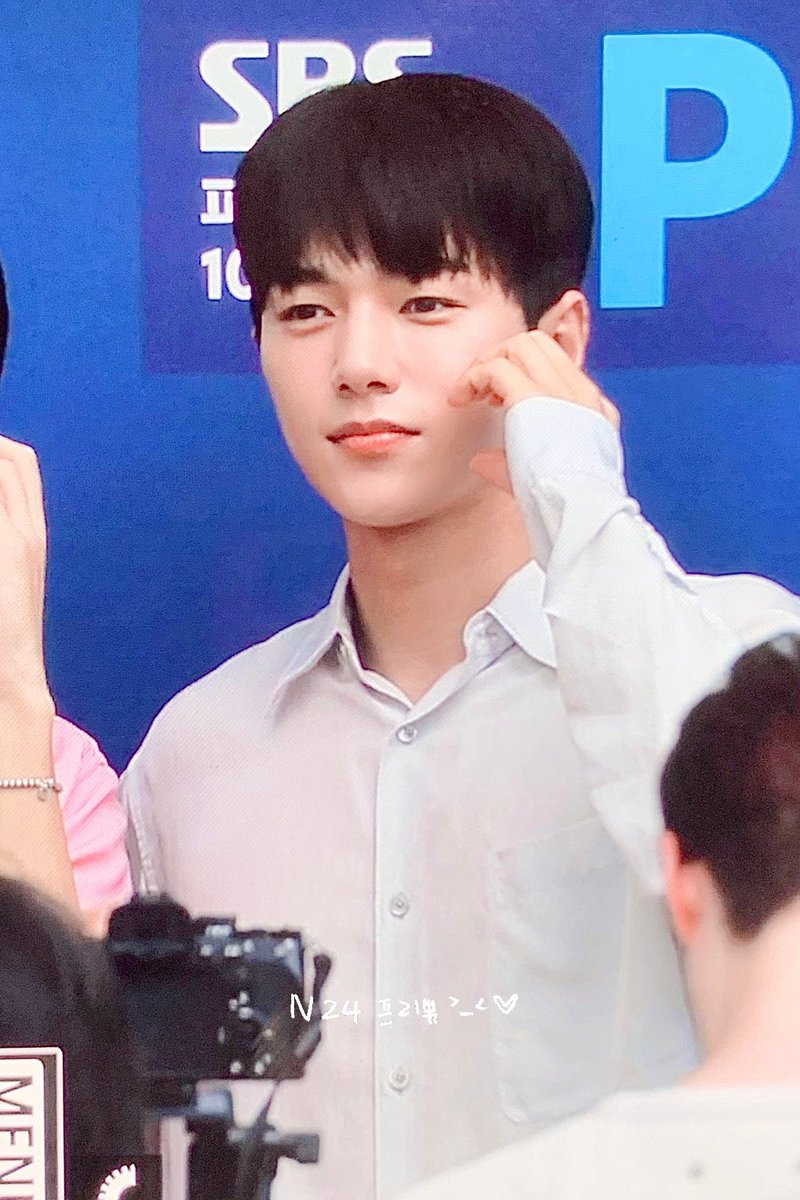 _currentW's tweet photo. 230801 컬투쇼

#남우현 #이성열 #김명수 #인피니트
#NamWooHyun #LeeSungYeol #KimMyungSoo #L #INFINITE https://t.co/14iJ141mWX