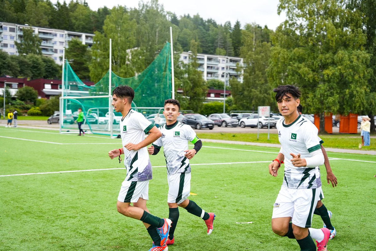 Maidaanpk01's tweet photo. Pakistan street child football team's second consecutive victory in the ongoing world youth football tournament "#NorwayCup" in Norway, the national team scored 11 goals in the first match of their group and 2 goals in the second match. This talent of Pakistan continues to make Pakistan's name shine on the European soil.
@ShazaFK @CMShehbaz @PakinNorway @saadiaqazi1 @etribune @RohaNadym @Shiffa_ZY @SYahyaHussaini @YounisFouzia @iramabbasi @mirzaiqbal80 @SeharKamran @IffatHasanRizvi