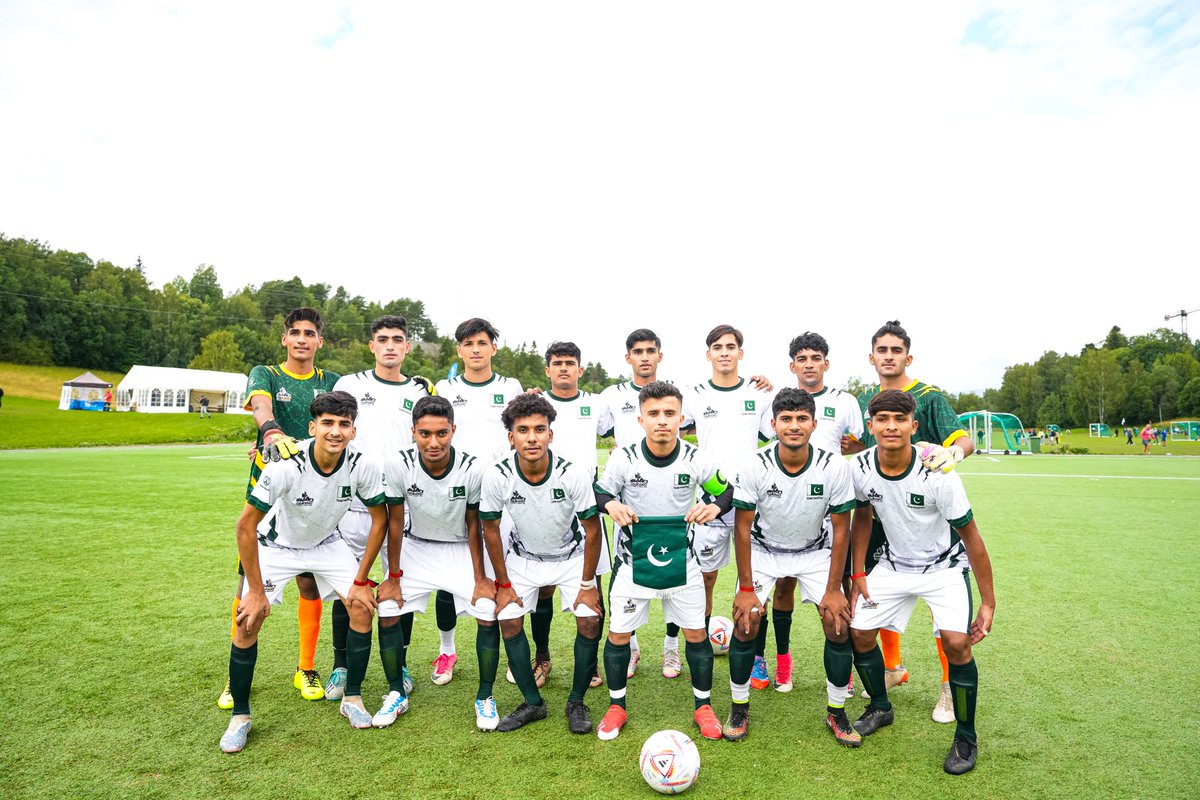 Maidaanpk01's tweet photo. Pakistan street child football team's second consecutive victory in the ongoing world youth football tournament "#NorwayCup" in Norway, the national team scored 11 goals in the first match of their group and 2 goals in the second match. This talent of Pakistan continues to make Pakistan's name shine on the European soil.
@ShazaFK @CMShehbaz @PakinNorway @saadiaqazi1 @etribune @RohaNadym @Shiffa_ZY @SYahyaHussaini @YounisFouzia @iramabbasi @mirzaiqbal80 @SeharKamran @IffatHasanRizvi