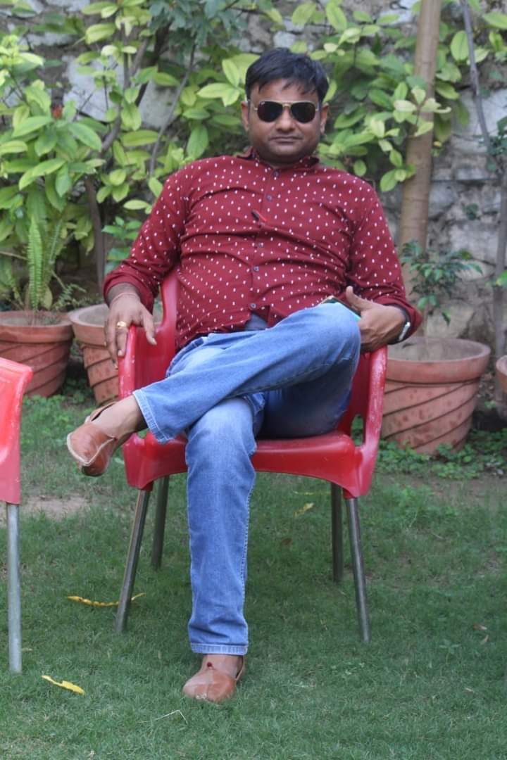 bharats58564426's tweet photo. रानीवाड़ा bdo  नारायण सिंह राजपुरोहित जो कर्तव्यनिष्ठ और मेहनती इंसान है जिनको जालोर के जिला कलेक्टर ने प्रशंसा पत्र द्वारा भी  सम्मानित किया था उनका राजनीतिक  द्वेष  के कारण गंगानगर में तबादला करने का पूर्ण रूप से विरोध करते हैं
@ashokgehlot51 @PParashar60 https://t.co/klfKkI6hXE