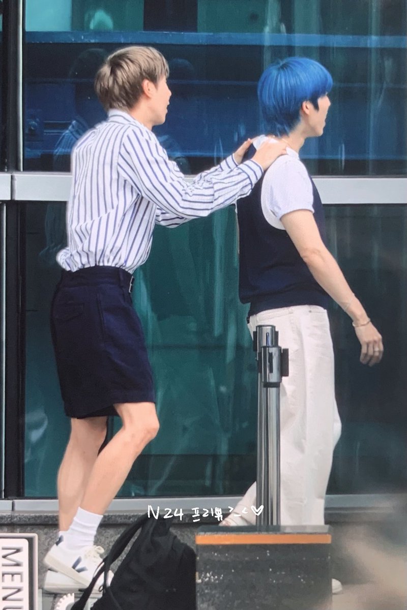 230801 컬투쇼

#김성규 #장동우 #남우현 #인피니트
#KimSungKyu #JangDongWoo #NamWooHyun #INFINITE