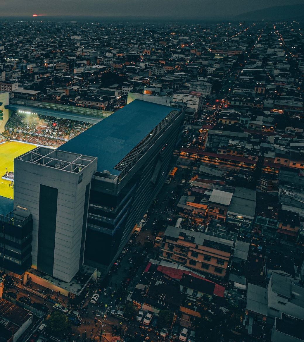 Salomon_GE's tweet photo. Vamos?
A dónde?
A ser felices.
Y dónde es eso?

Estadio George Capwell 🏟️💙 https://t.co/jQOMjkR9MC