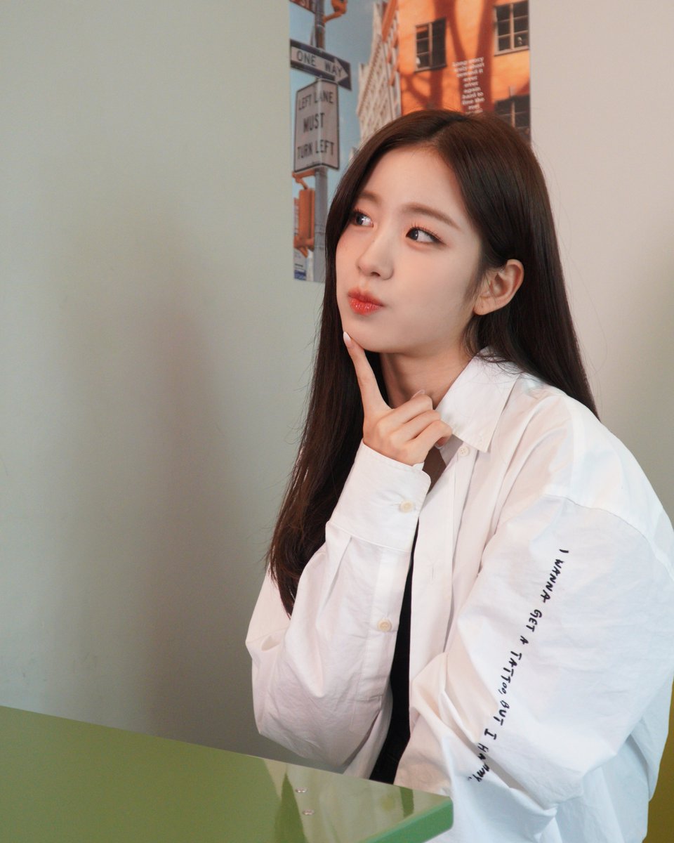 WOOAH 우아 tweet media