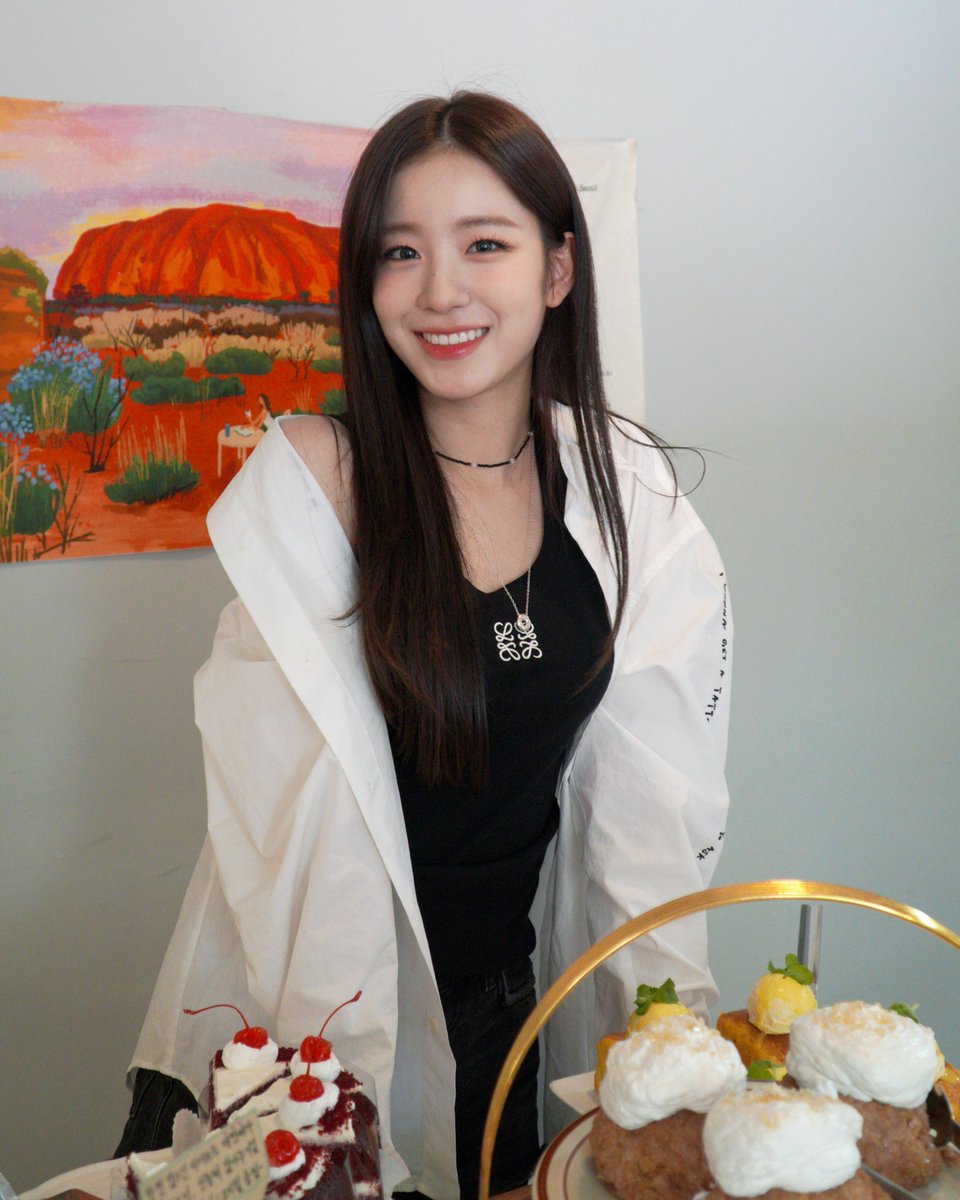WOOAH 우아 tweet media