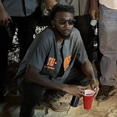 higher_legend's tweet photo. #NewProfilePic https://t.co/VHz3mhZU8X