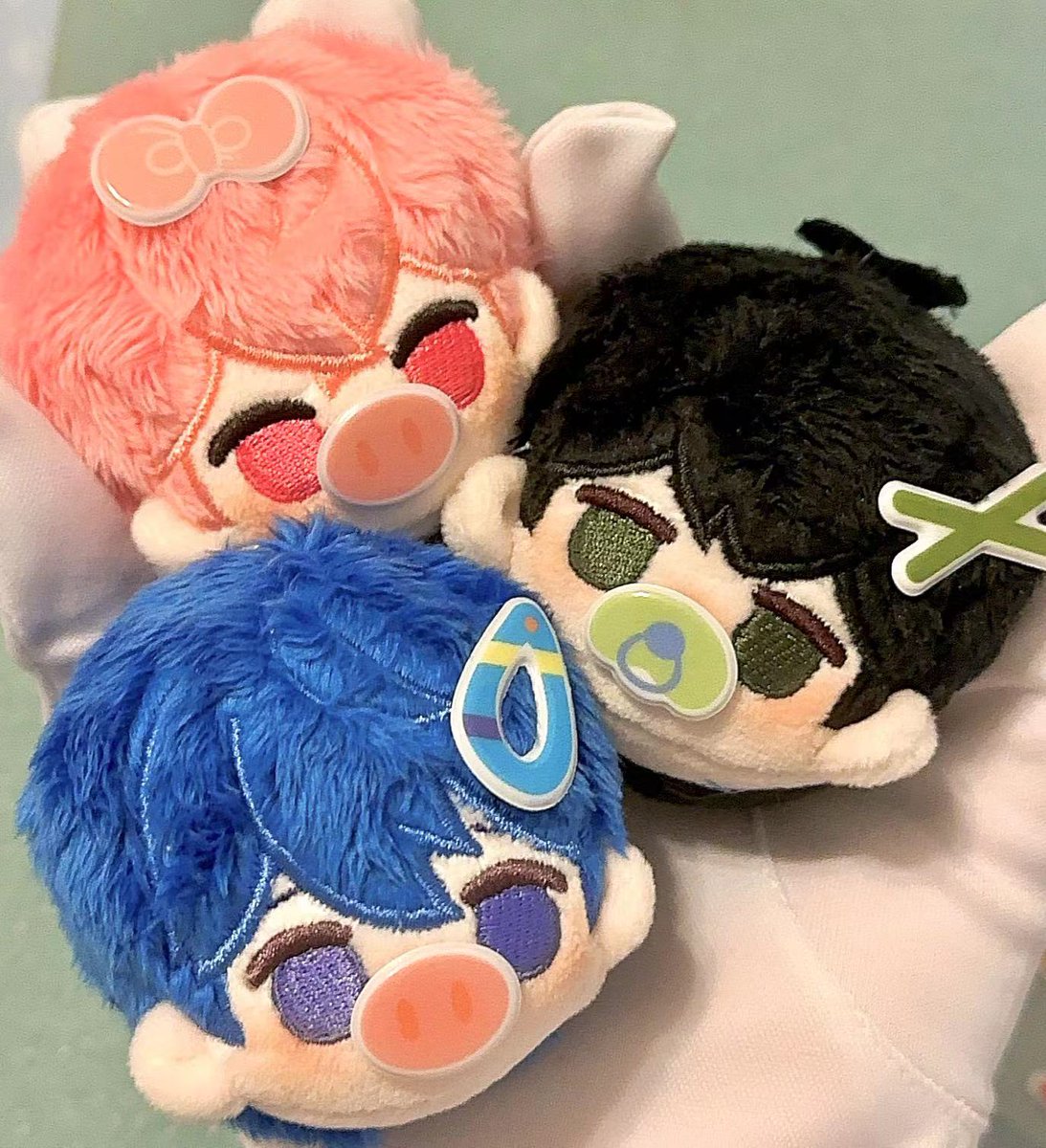 memakraven's tweet photo. PLAVE Cotton Dolls ✨PLA Mochi✨
💙💜💗❤️🖤
📣5cm round cotton dolls

yejun noah bamby eunho hamin

It can squeak if you squeeze it～
We're currently doing a quantity survey, so if you're looking to buy, please send us a DM!
#wtsplave #plavewts #plavesell  #warungplave #plave https://t.co/ex9mkCISWq