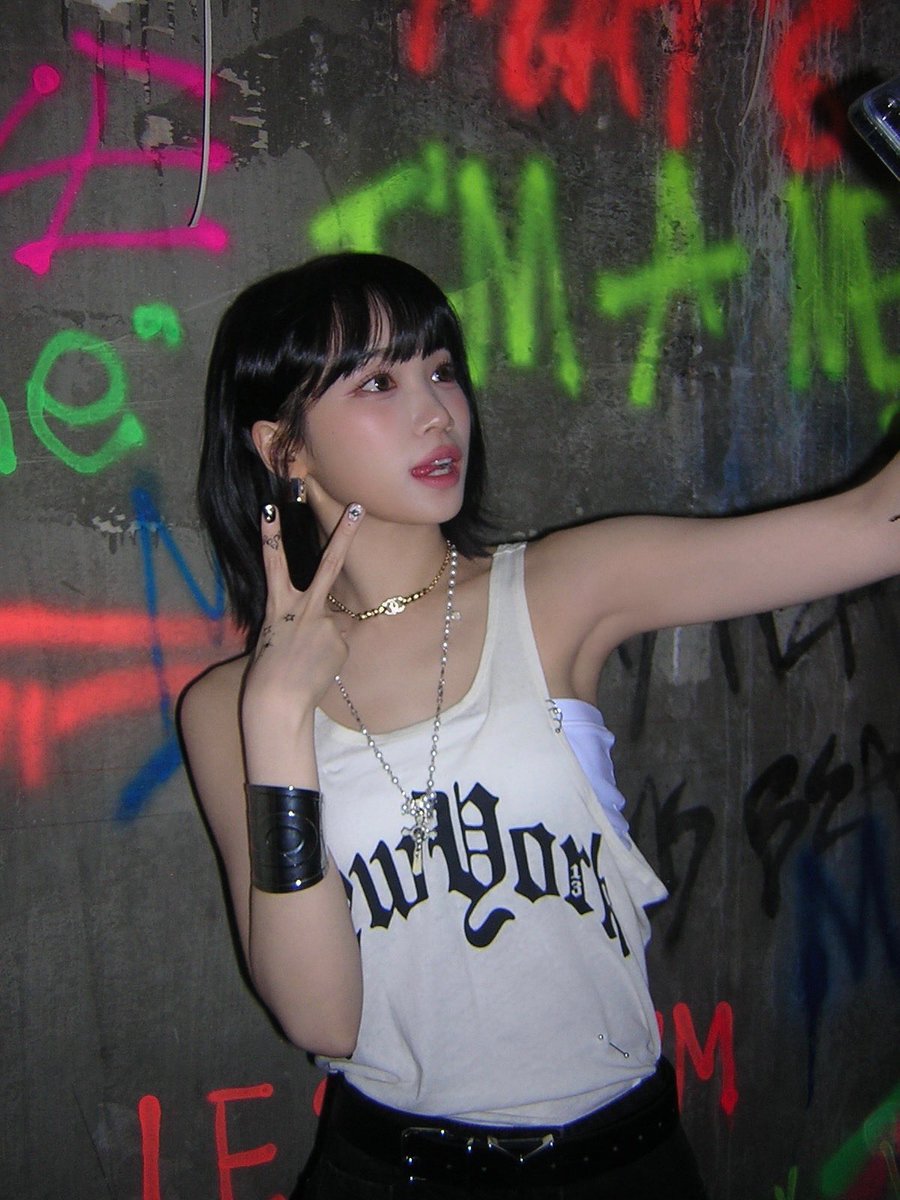 IM_LESSERAFIM's tweet image. 우리 채채짱🐶
멋있고 뭐든 잘하는 든든한 리더!!
근데 나한테는 언제나 귀여운 동생이야아 ☺️ 🫶 
우리 오래 오래 함께 하자!!
생일 축하해 🥳 

#우리의_여름에_채원이가_피어나
#FirstLoveChaewonDay
#LE_SSERAFIM #SAKURA