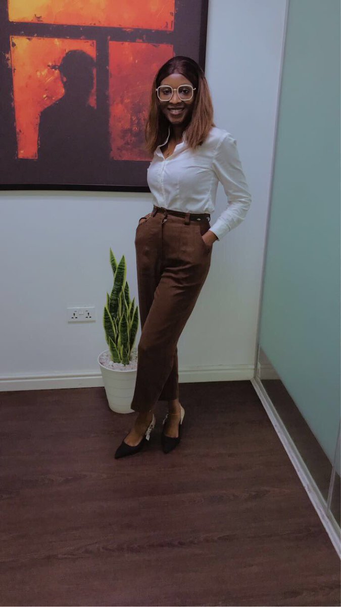 adetohkeh's tweet photo. People who  believe in themselves don’t have doubts in their heart #Sekinat

Happy New Month 💕💕
#newmonth #newjoy #PositiveVibes https://t.co/QFYk5Rxr7w