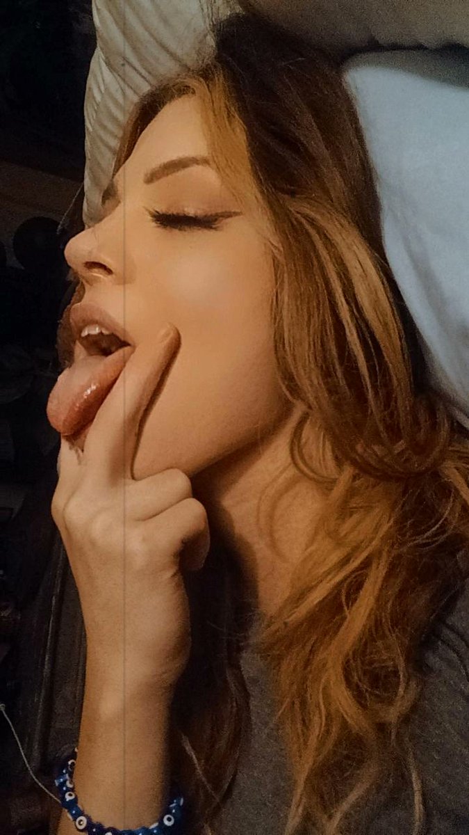 tasteofalsace's tweet photo. OF tasteofalsace #slut https://t.co/WpyE5Bryzw