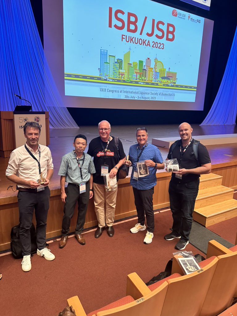 Kevin Ford (@ford_kr) on Twitter photo Shinichi Kawamoto came up to us after our <a href="/ISBiomechanics/">IntSoc Biomechanics</a> symposium in Japan and gave us this amazing hand made knee model!! Arigatō Shinichi Kawamoto came up to us after our <a href="/ISBiomechanics/">IntSoc Biomechanics</a> symposium in Japan and gave us this amazing hand made knee model!! Arigatō