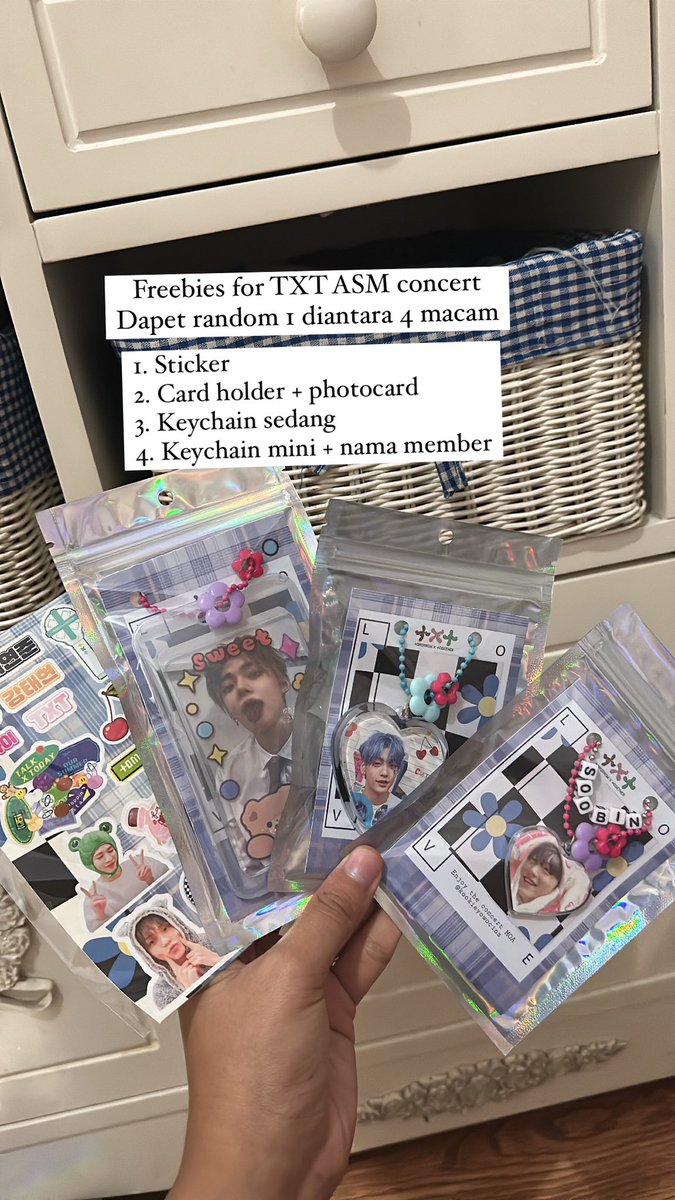 kookieyowocinz's tweet photo. Freebies for TXT  World Tour 
ACT : SWEET MIRAGE

By @kookieyowocinz🐰

🗓️ 09 Agustus 2023
📍Beach City International Stadium, Ancol

Like and RT very apreciated💗
See u in venue MOA
Let’s be moots 🤍:✧₊˚.

#TXT_ASM_TOUR_in_Jakarta 
#TOMORROW_X_TOGETHER https://t.co/sOnWCWPDd1