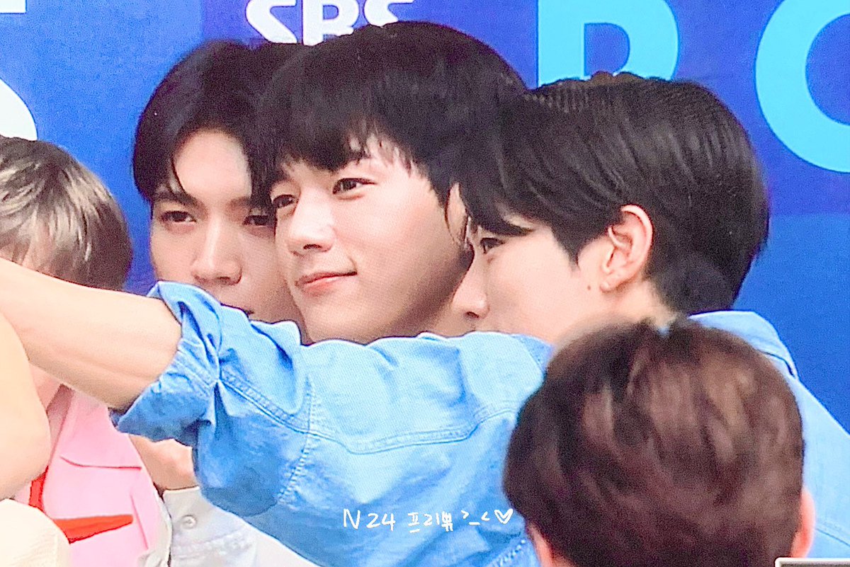 230801 컬투쇼

#남우현 #이성열 #김명수 #인피니트
#NamWooHyun #LeeSungYeol #KimMyungSoo #L #INFINITE