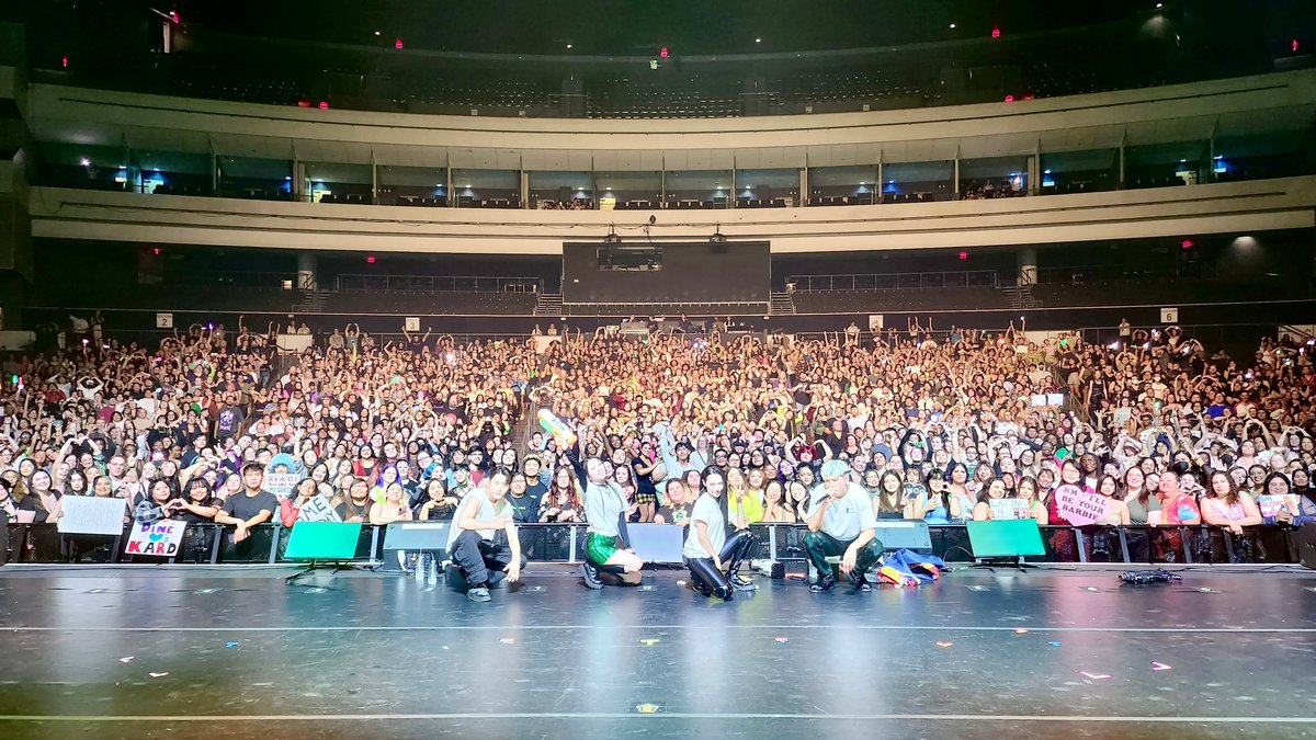 KARD_Official's tweet photo. [#KARD] 
2023.07.31
2023 KARD WORLD TOUR 〈PLAYGROUND〉 in Phoenix

#KARD #카드
#KARDTOUR #2023KARDTOUR_PLAYGROUND
#PLAYGROUND_KARD https://t.co/9b3KukwN9e