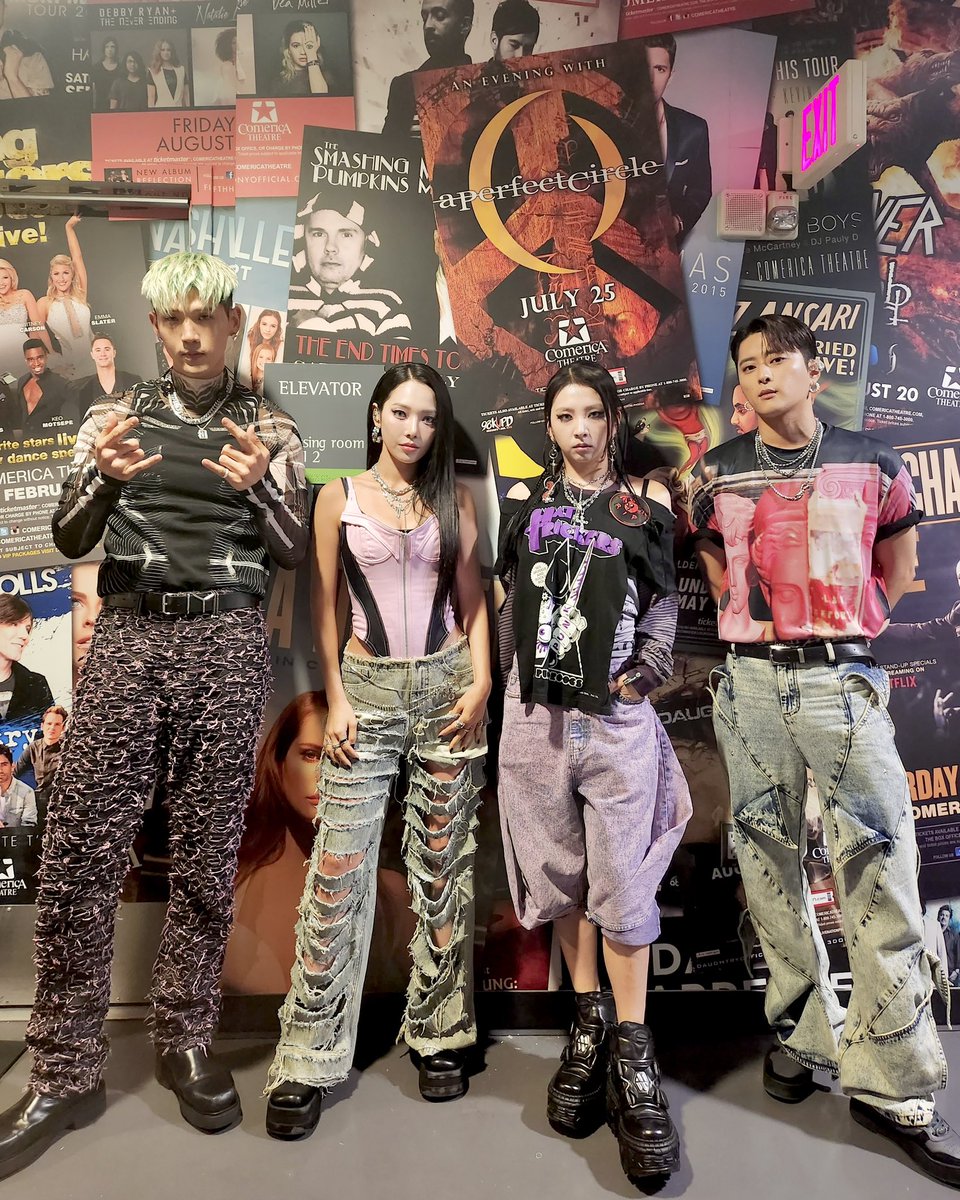 KARD_Official's tweet photo. [#KARD] 
2023.07.31
2023 KARD WORLD TOUR 〈PLAYGROUND〉 in Phoenix

#KARD #카드
#KARDTOUR #2023KARDTOUR_PLAYGROUND
#PLAYGROUND_KARD https://t.co/9b3KukwN9e