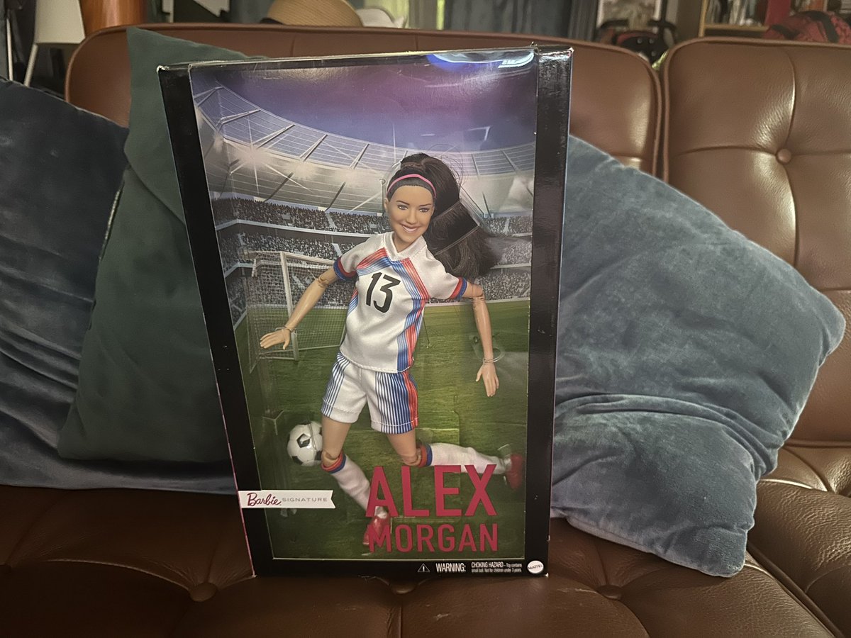 JuicyJones's tweet photo. LETS GOOO USA!! 🇺🇸 🇺🇸 🇺🇸 ⚽️ ⚽️ ⚽️ 

#StayUpWithUS #fifawwc Who’s up watching the USA Portugal game? @alexmorgan13 Barbie and Sadie are ready to gooooooo! https://t.co/MYL0MePE5J