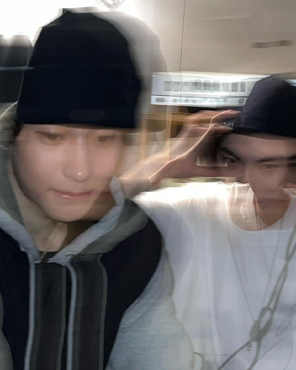 Even if it’s a little fuzzy, you can tell we’re both the coolest.