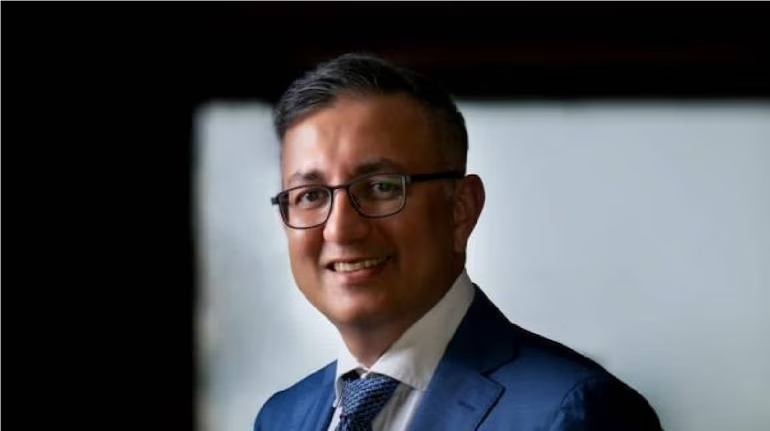 moneycontrolcom's tweet photo. #StartupsWithMC | Dr Ranjan Pai, Chairman, Manipal Group, is in early discussions to invest in Byju’s owned Aakash, emerging as a white knight to help the embattled edtech firm. It also marks a full circle, as Pai was one of Byju’s early investors.

Here's more👇
https://t.co/jWTQ75B0mD

By @chandrarsrikant & @patwardhannn | #Byjus #Investment #Equity #Fund #Healthcare