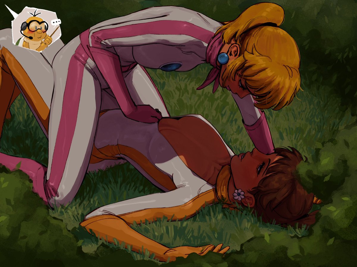 scubabyy's tweet photo. peach/daisy goodie from january ;) https://t.co/PgnT7egLfQ