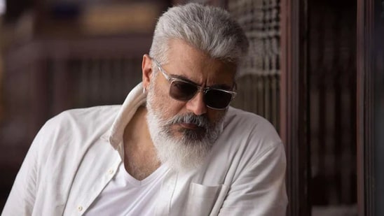 TOlMovies's tweet photo. Who's Looking Stylish In Cooler ?

          🔁#Ajith                      ❤️#Dhanush https://t.co/ixR6zrwopP