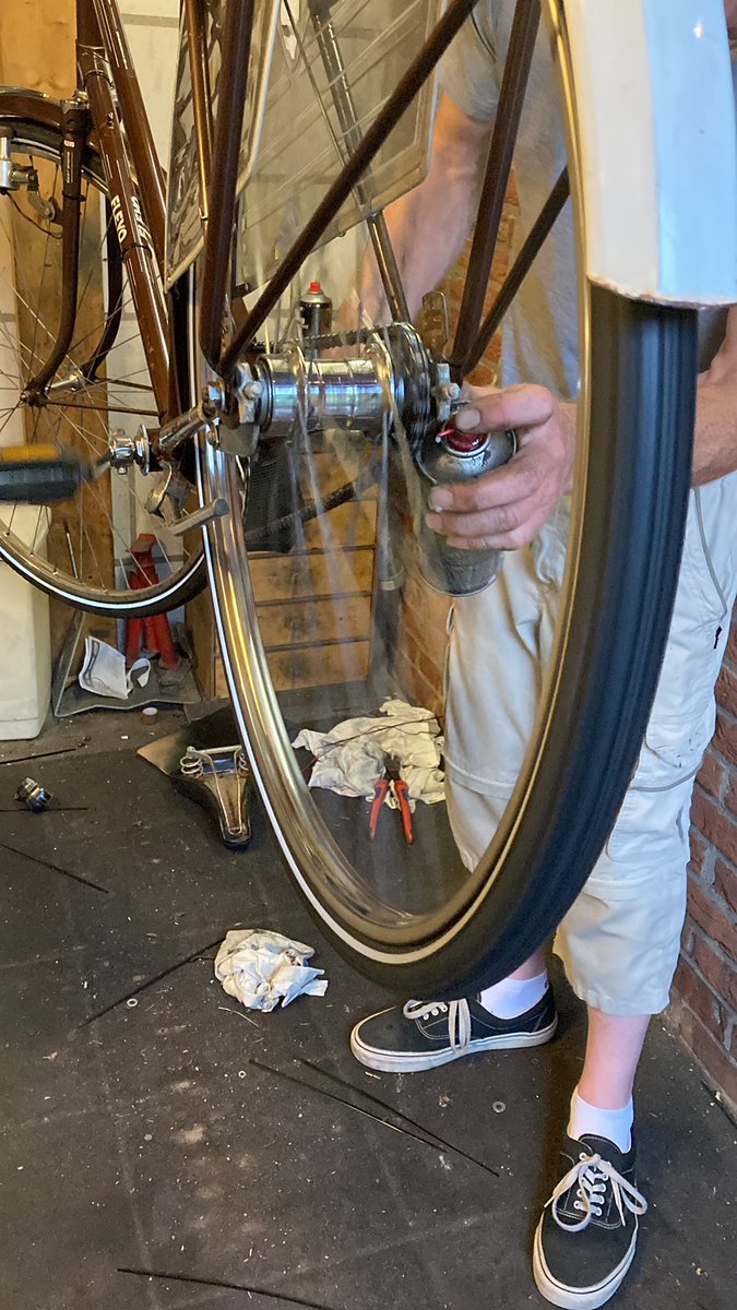 Het is geen zomers weer 🌞
Mischien tijd voor een servicebeurt aan je fiets ? 
Voor je weer na werk / school moet ! 
We werken de zomervakantie door bel 📞 ons gerust voor een afspraak.
06-40825879

bikes-en-co.nl