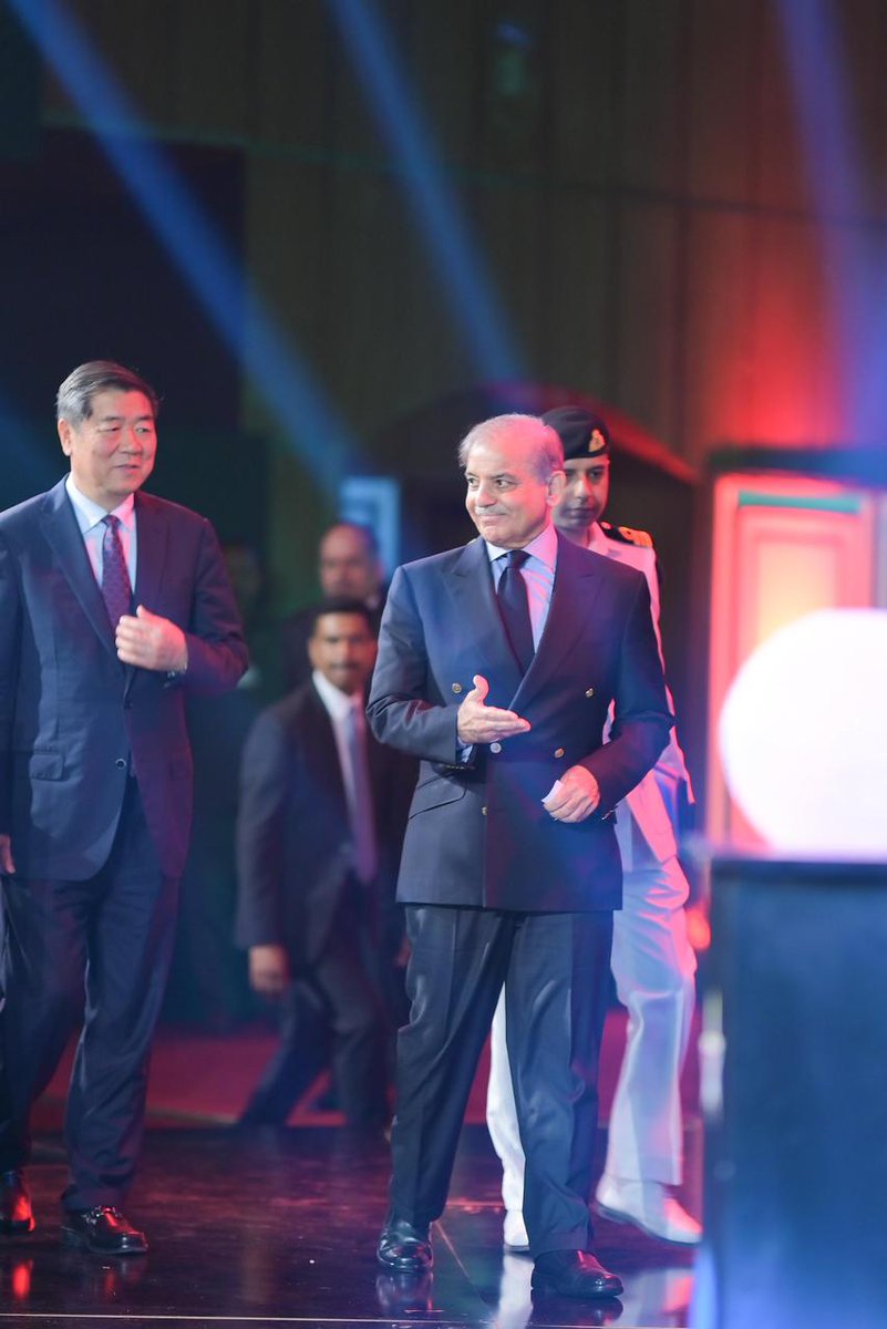 Respect and honour are the foundations of Pak-China friendship 🇵🇰🇨🇳
#DecadeOfCPEC