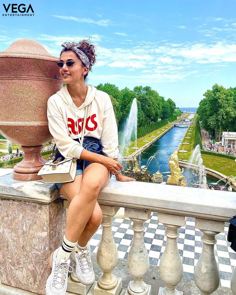 vegaent's tweet photo. Vega Entertainment Wishes Taapsee Pannu A Very Happy Birthday 📷📷
#TaapseePannu #Taapsee #tollywoodactress #bollywoodactress #happybirthday #1aug #vega #entertainment #vegaentertainment https://t.co/aL4SP7JJge