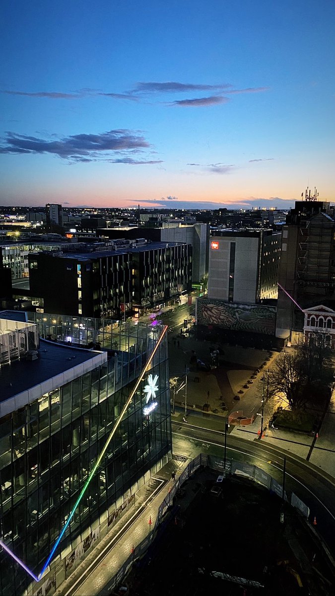 Franlindon's tweet photo. Feeling so blessed to be living in this beautiful country and working for such an amazing company 🇳🇿🌃 

Day 1 of our Christchurch work trip ✈️ https://t.co/6UG9KrogZl