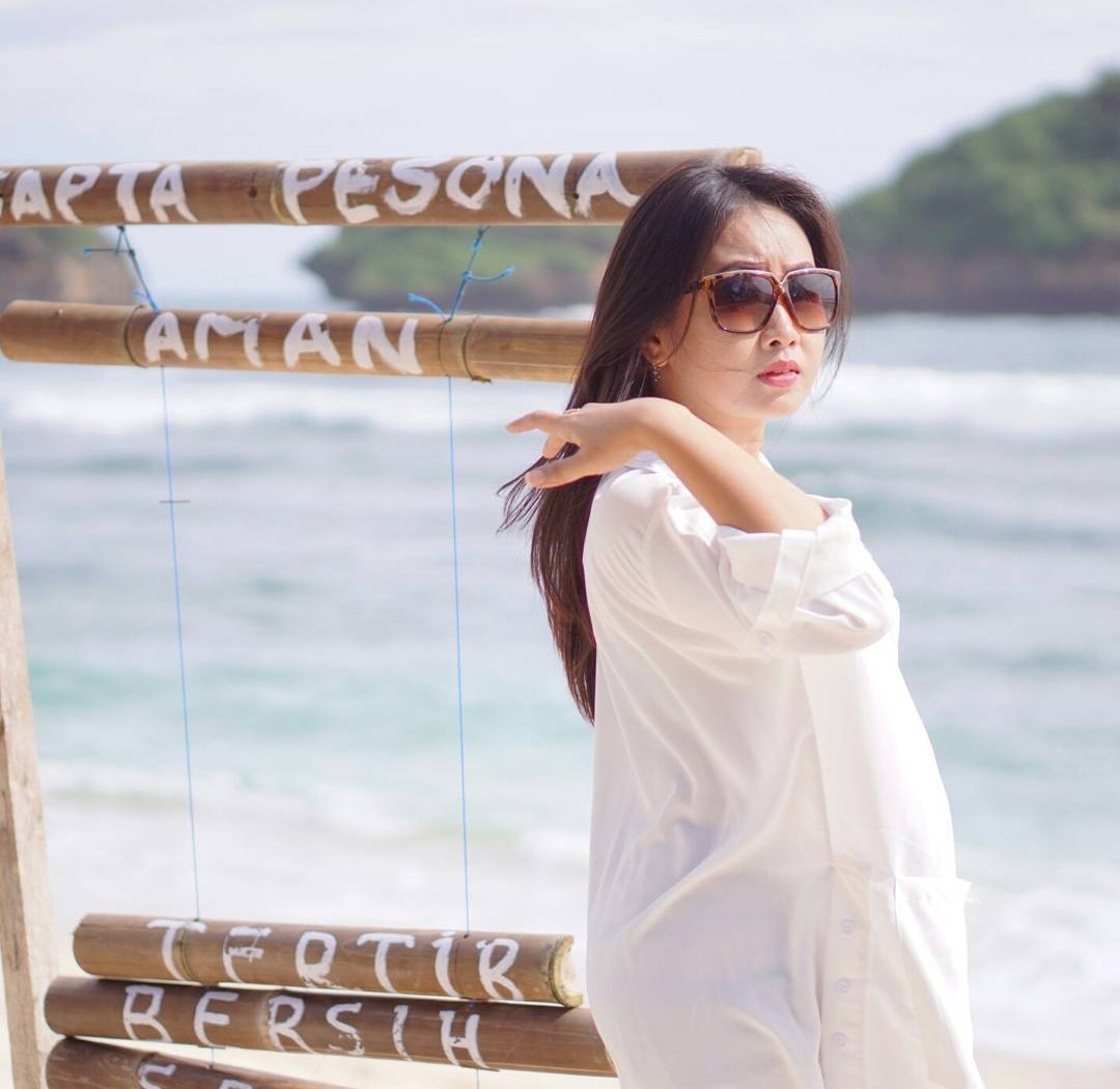Astriputry14's tweet photo. Vitamin sea😊💞 https://t.co/6zWZ0Ew4Hj