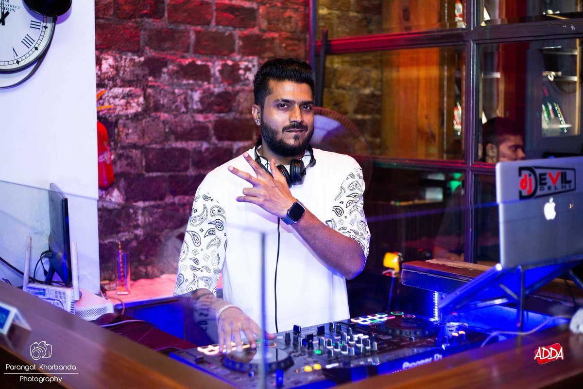djdevildelhi's tweet photo. Sunday vibe 🎧
.
.
.
.
#with #djdevildelhi #dj #internationaldj #djing #djlife #musiclife #internationaltour #europe #italy🇮🇹 #russia🇷🇺#dubai #uae🇦🇪 #chinabeijing🇨🇳 #thailand🇹🇭 #delhi #dj #musicproducer #PositiveVibes #hardwork https://t.co/rVMYfEHyvM
