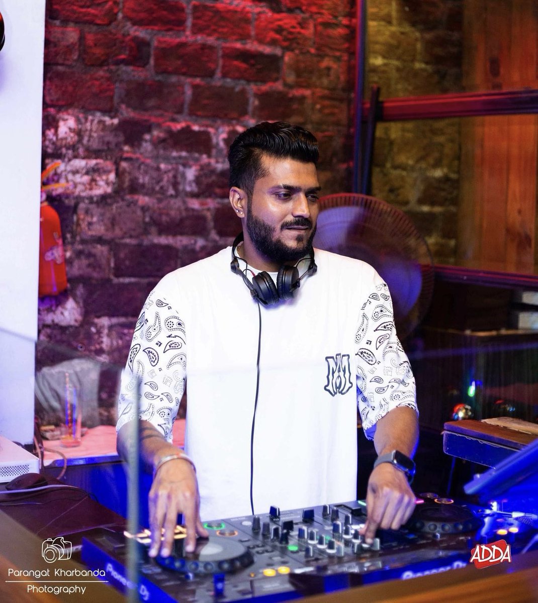 djdevildelhi's tweet photo. Sunday vibe 🎧
.
.
.
.
#with #djdevildelhi #dj #internationaldj #djing #djlife #musiclife #internationaltour #europe #italy🇮🇹 #russia🇷🇺#dubai #uae🇦🇪 #chinabeijing🇨🇳 #thailand🇹🇭 #delhi #dj #musicproducer #PositiveVibes #hardwork https://t.co/rVMYfEHyvM
