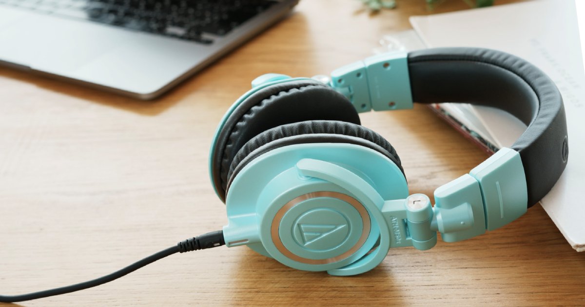 AudioTechnicaAU's tweet photo. They're here! Limited-Edition Ice Blue ATH-M50x and ATH-M50xBT2 have landed 💙🧊
Get your hands on a pair of Ice Blue ATH-M50xBT2 exclusively from JB Hi-Fi, and the Ice Blue ATH-M50x exclusively from Store DJ and Mannys.
#IceBlue #M50x #M50xBT2 #audiotechnica https://t.co/01n4wT8pFK