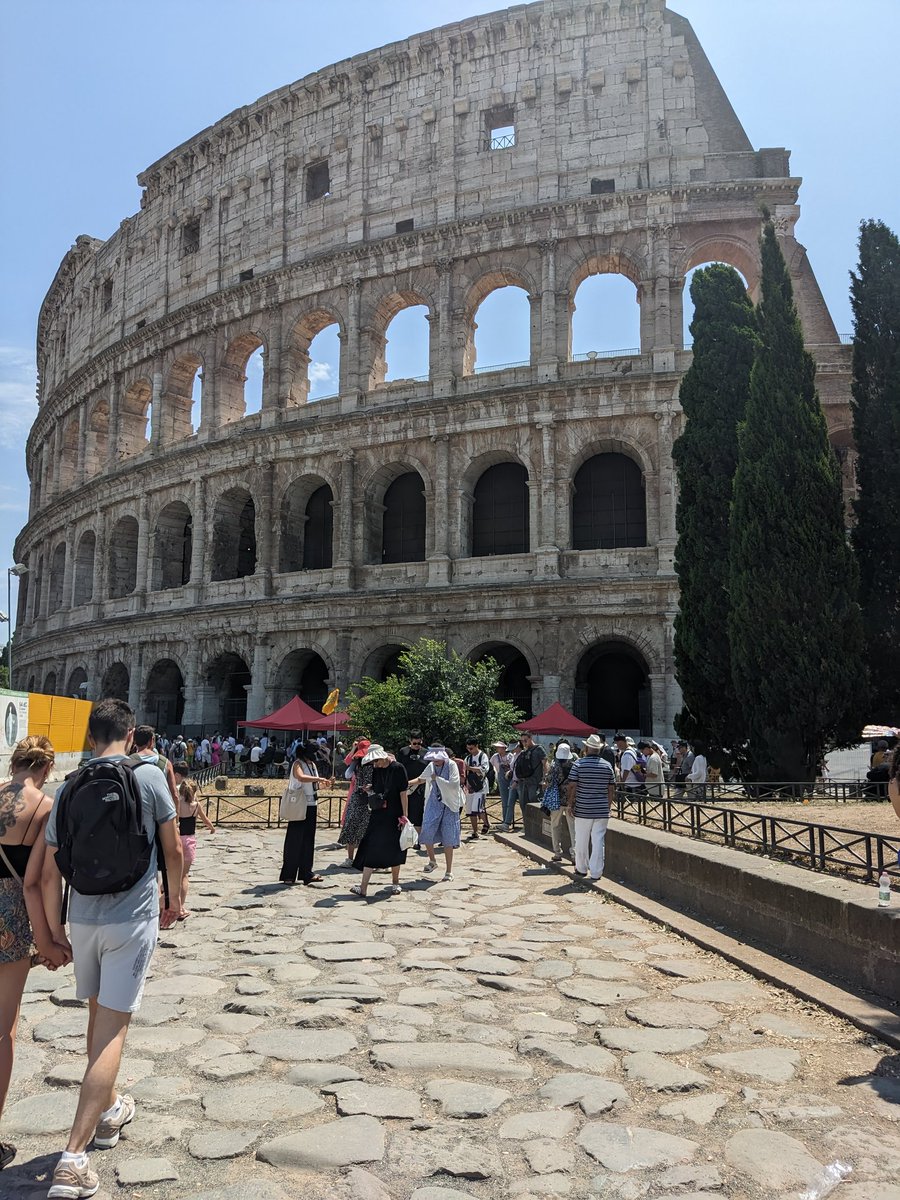 FrankV2201's tweet photo. Efectivamente todos los caminos llevan a Roma https://t.co/CtDdEzIxnN