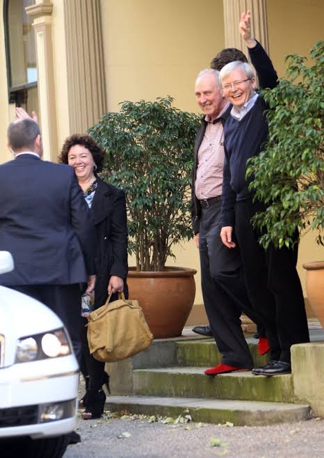 Mattyb_anon's tweet photo. @For_Australia_ Paul keating. Red shoes. If you know you know. https://t.co/JOIpD5TEqL