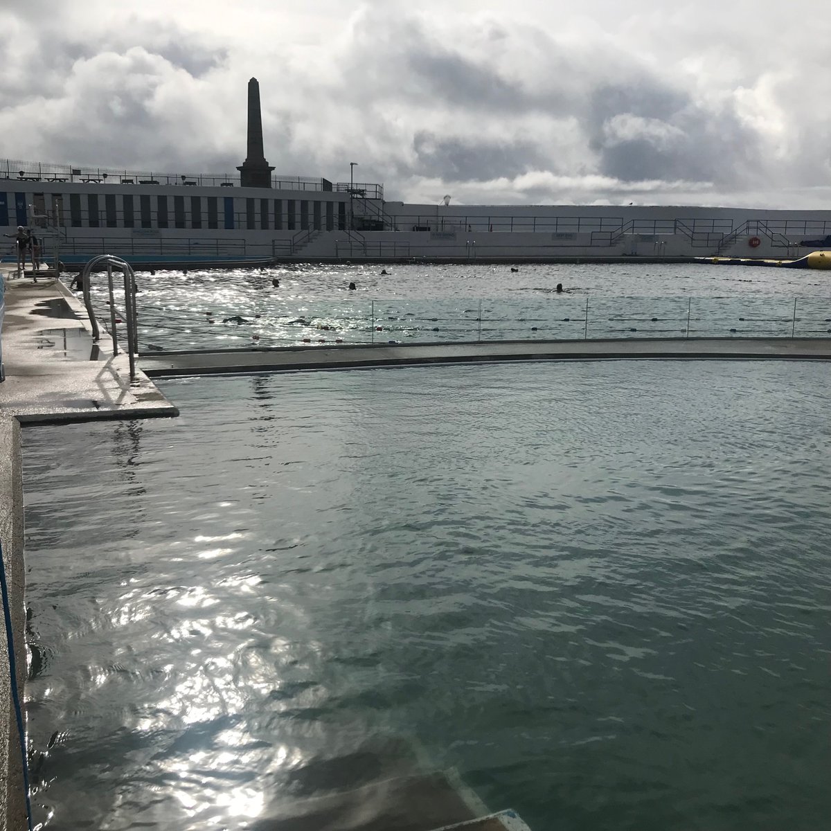 I get to teach swimming in the best places sometimes!

#seaswimming #lido #geothermal 
#wildswimming #loveswimming #swimmers #swimmerslife #Swim #learntoswim #waterconfidence #sea #Cornwall