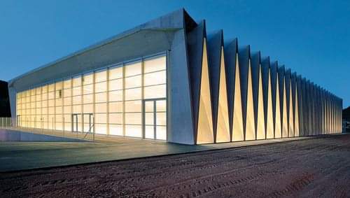 areasvellas's tweet photo. Livio #Vacchini, Paul #Zimmermann &amp; Jerôme #Wolfensberger
Gymnasium, Mülimatt. 2005-2010
#architecture #arquitectura 
https://t.co/qaXyE19Wsw https://t.co/TL71Quzk3o