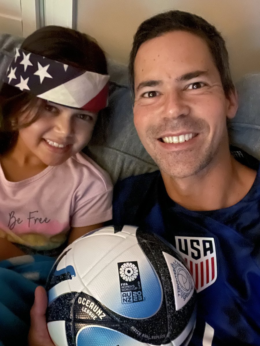 JoeyGartner's tweet photo. Cheering on the USWNT from Charlotte, NC! #3AM #StayUpWithUS https://t.co/cknlLN9hNv