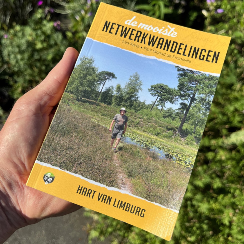 wandelnet's tweet photo. Limburg kent prachtige #wandelroutes! ๐ฅพ๐ณ Zo weten ook Wandelnet vrijwilligers Lea en Paul die de recent verschenen #wandelgids 'Hart van Limburg' schreven: 15 routes | 5 - 15 km | 60% onverhard. ๐ Lees https://t.co/ph4afXUWLK
@limburg @VisitLimburg #netwerkwandelingen https://t.co/oDkWK7YWzE