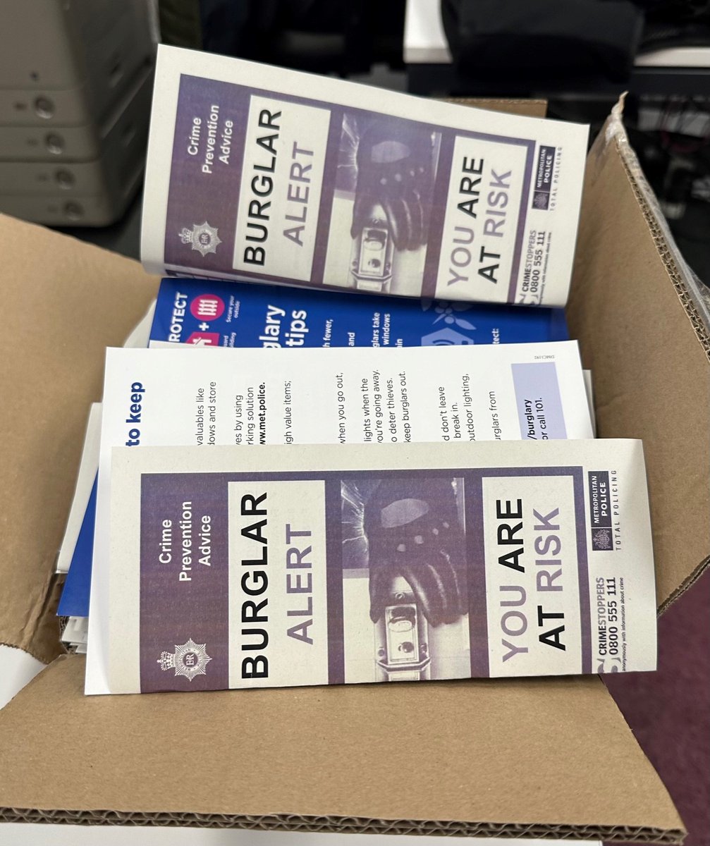 MPSAbbeyRoad's tweet photo. Campaign about to drop
Iβve spent all morning folding 300 leaflets
Black and white printing plus recycled paper #3stepprotect https://t.co/7KcKDIgeYB