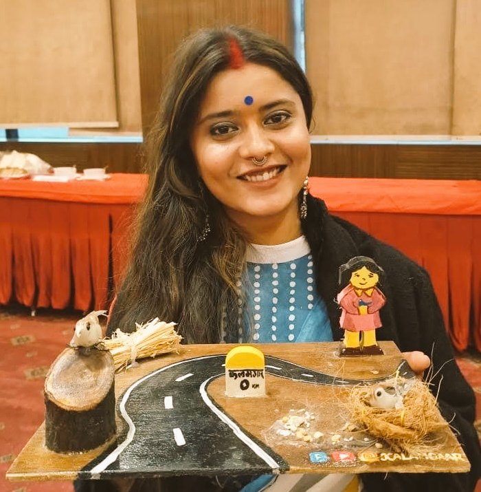 kalamgaar's tweet photo. आओ संग बैठ करें मुंडेर पर हंसी ठिठोली,
पक्षियों की चुलबुली रिचा राजपूत दीदी ..
#we4birds #kalamgaar #birds #UNEP #environment #Trending #NaturePhotography #kalamgaarfoundation #fearfreeflight #navchar https://t.co/EOnnp421Vp