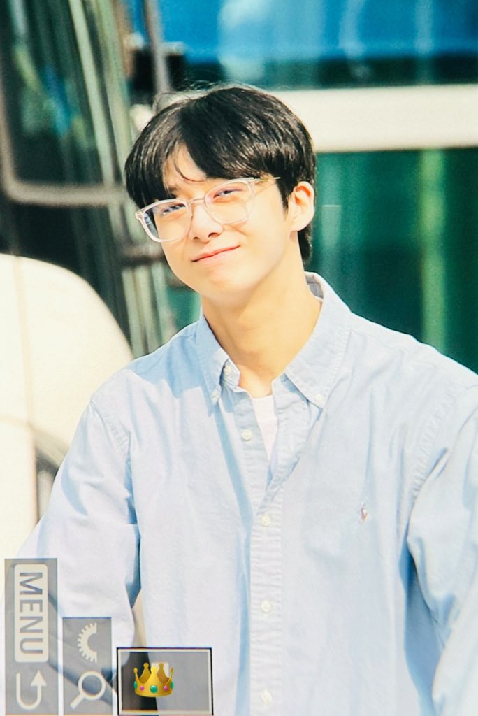 becrown_hw's tweet photo. 230801 #형원 https://t.co/Am1vVl10E9