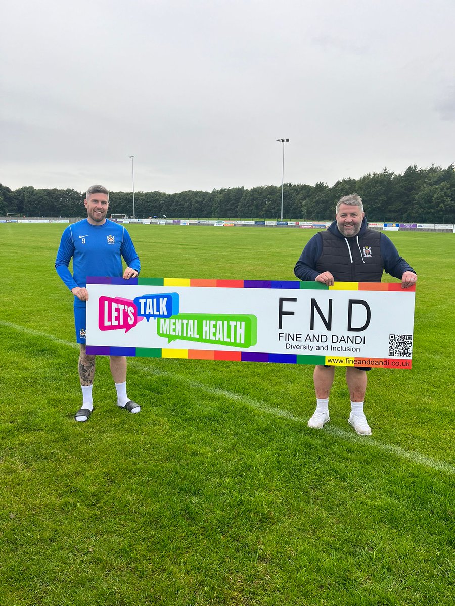 FineDandi's tweet image. Great to see the boards going up at @Blyth_TownFC in preparation for the new season.
Our message is clear, let's talk mental health.
Striker Dan Wilson and Assistant manager @gavlafell hold the board up for the photo