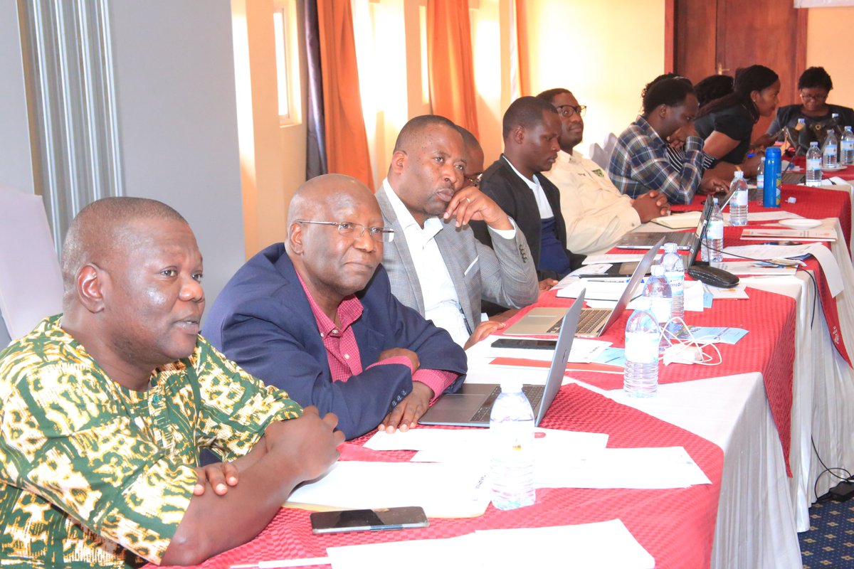 SEATINIUGANDA's tweet photo. Happening Now📌
In partnership with @3rdworldnetwork &amp; @endacacid, under the Africa Trade Network and with support from @OpenSociety we are holding a joint-regional forum on the African Continental Free Trade Area (AfCFTA) of CSOs from the @jumuiya and @SADC_News. https://t.co/b78cUFduuF