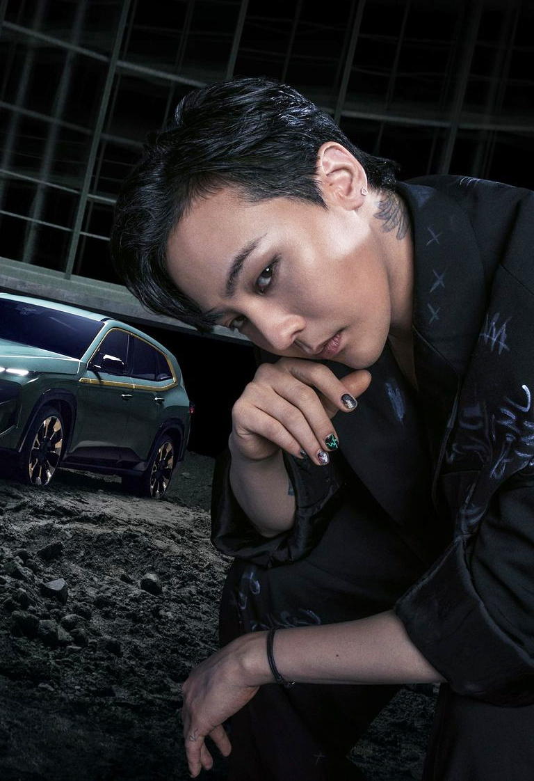 lhviiiviii's tweet photo. BMW THE XM x #GDRAGON 

«BREAK THE NORM»
 #GDxBMWXM #지드래곤 #지디 @IBGDRGN https://t.co/8Dy5R9jUzJ